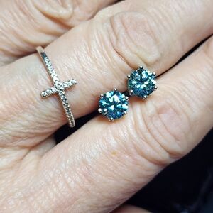New Gorgeous 2ct Blue Moissanite Diamond Stud Earrings